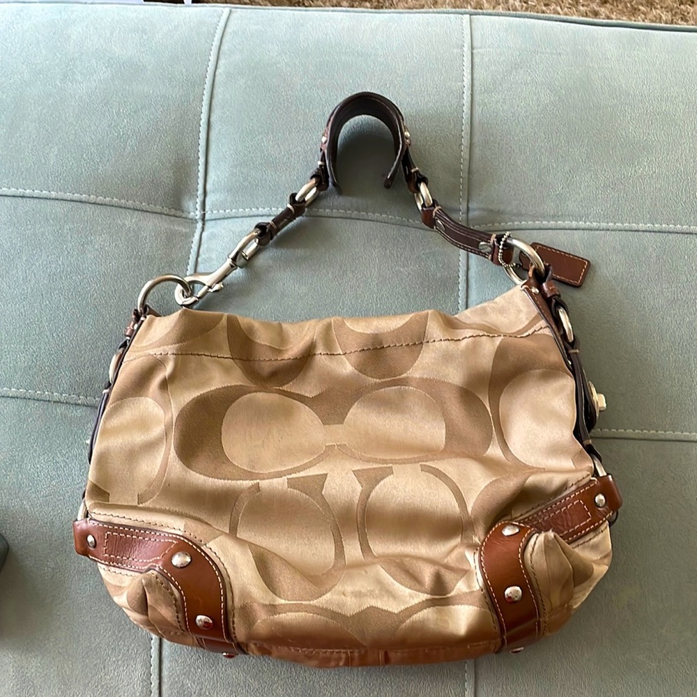 Coach shoulder purse.
